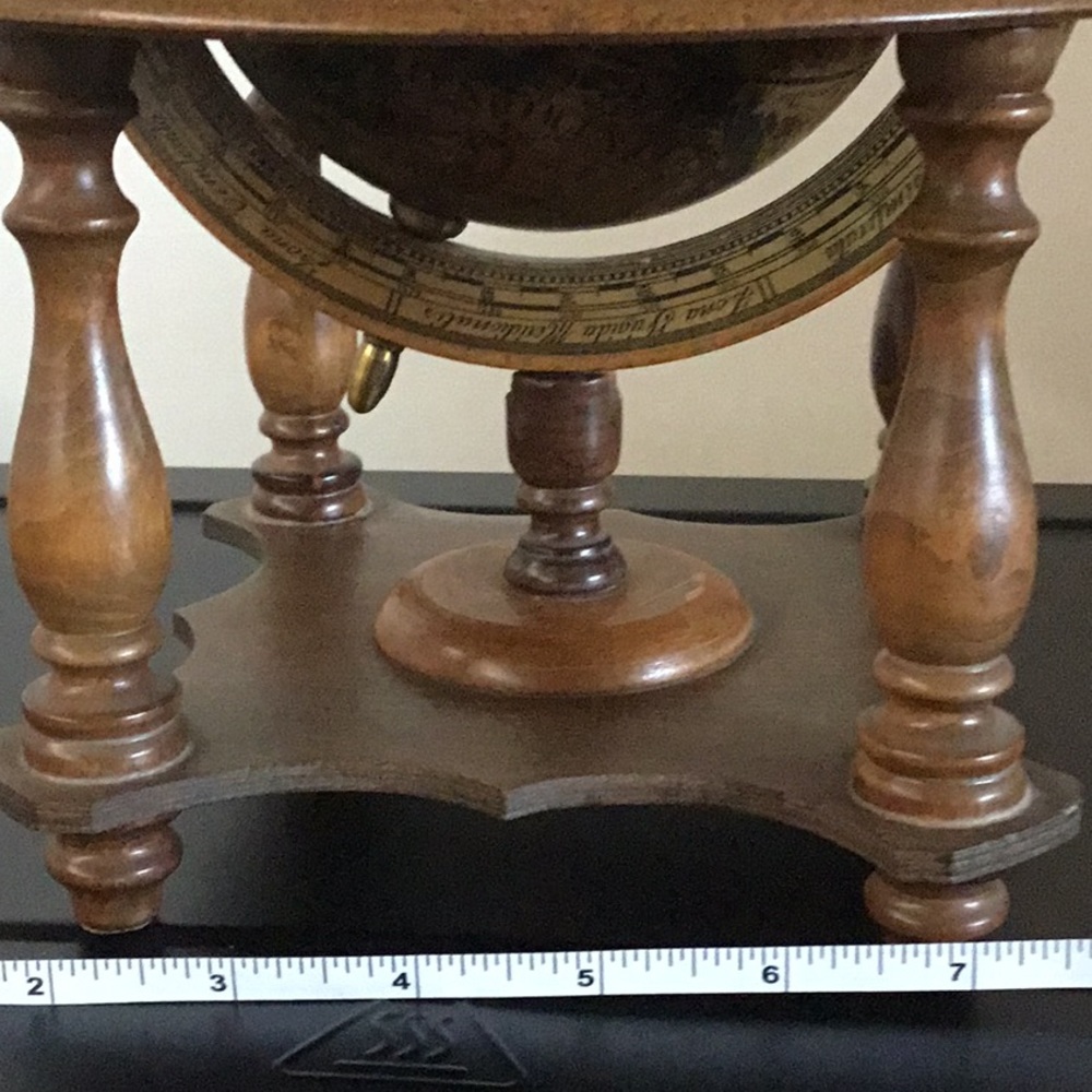 Wood Globe Decoration - Picture 3 of 16
